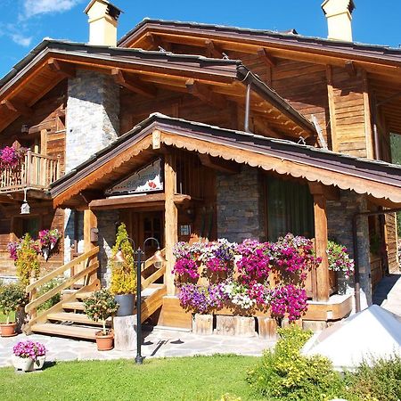 Hotel Letterario Locanda Collomb La Thuile Zewnętrze zdjęcie