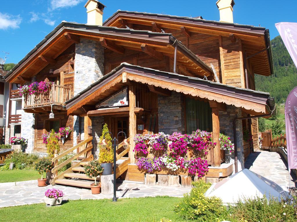 Hotel Letterario Locanda Collomb La Thuile Zewnętrze zdjęcie
