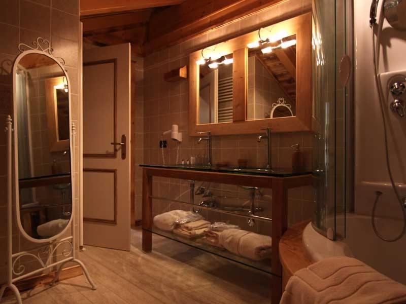 Hotel Letterario Locanda Collomb La Thuile Zewnętrze zdjęcie