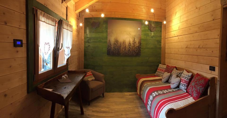 Hotel Letterario Locanda Collomb La Thuile Zewnętrze zdjęcie