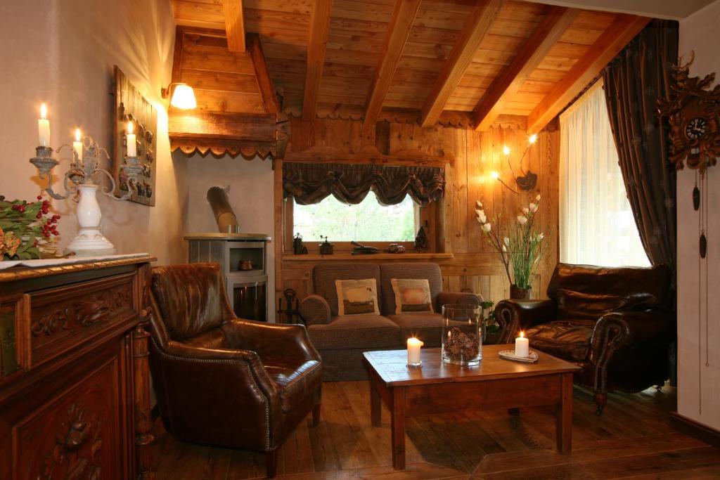 Hotel Letterario Locanda Collomb La Thuile Zewnętrze zdjęcie
